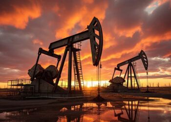 Petróleo cae más de 6 % tras ataque iraní a base de EE. UU. en Catar
